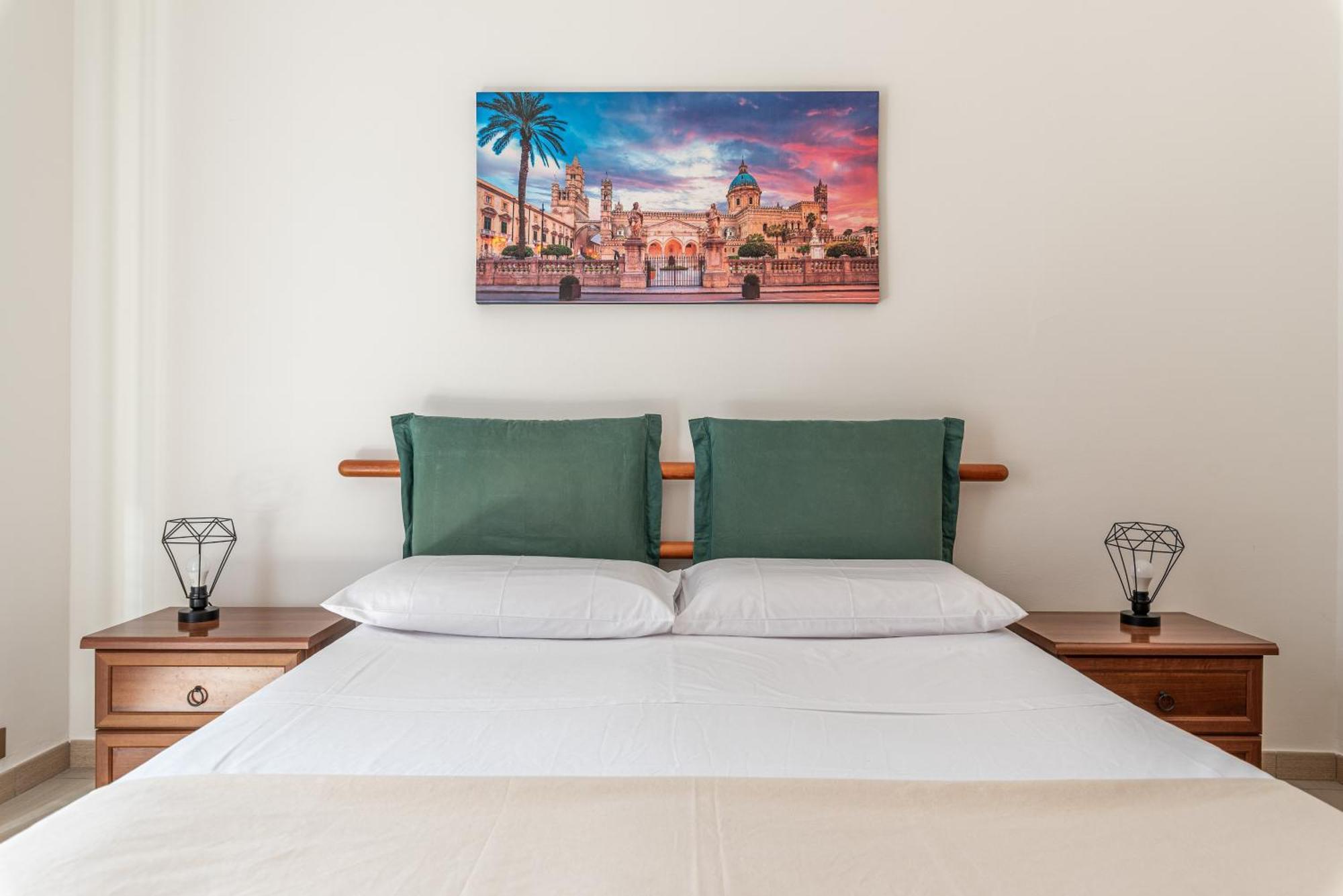 I Mori-Holiday Apartment Palermo Exterior photo